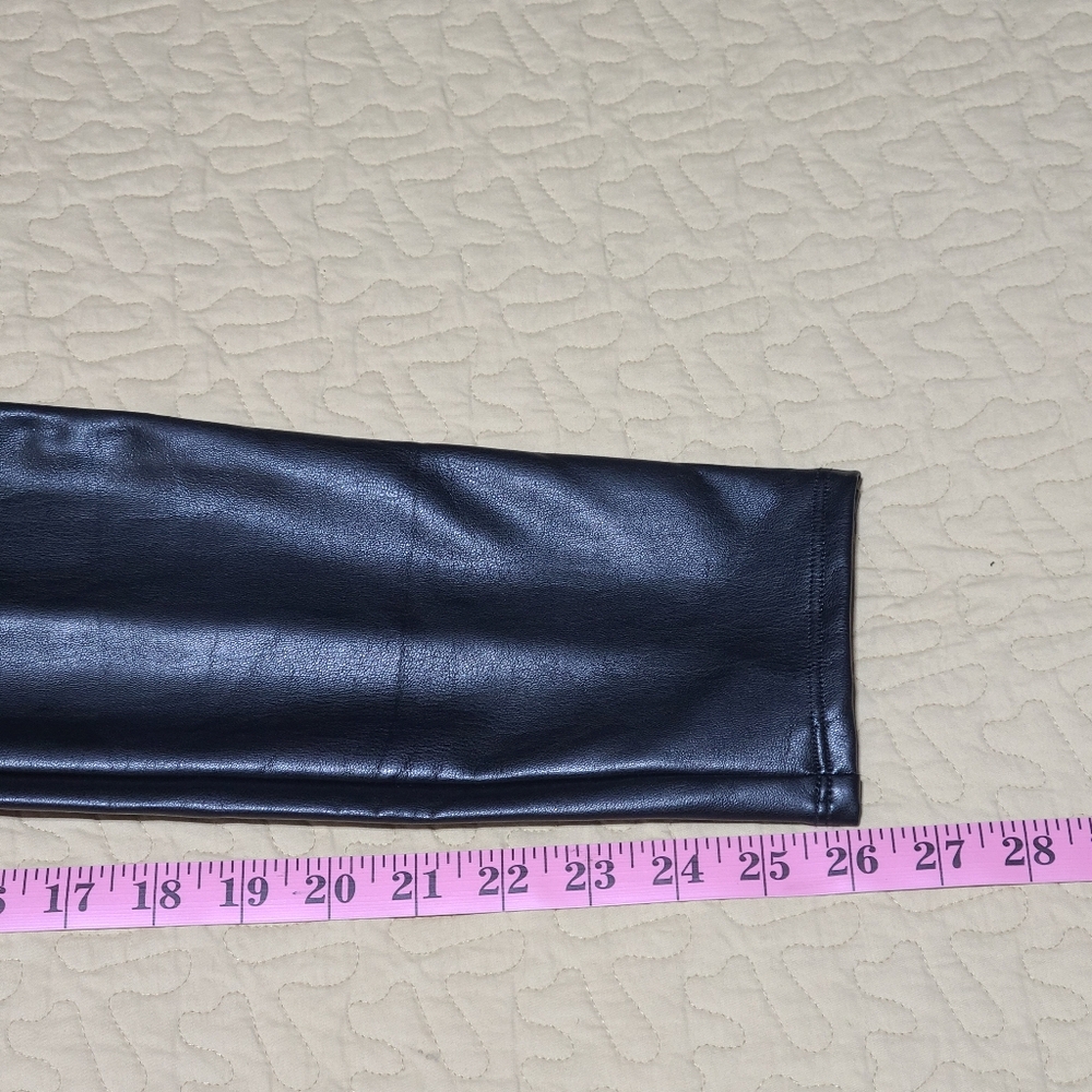 Loft Faux Leather leggings size M - Picture 10 of 11